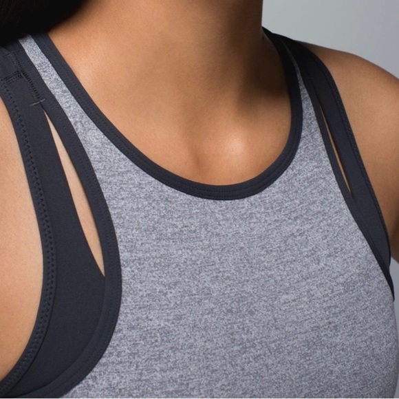 Lululemon Inspiration Tank - Size 6 - Picture 3 of 12